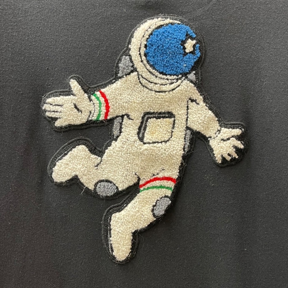 Eighty Eight Men's Size Medium Astronaut Appliqué Black T-Shirt Textured 3D‎